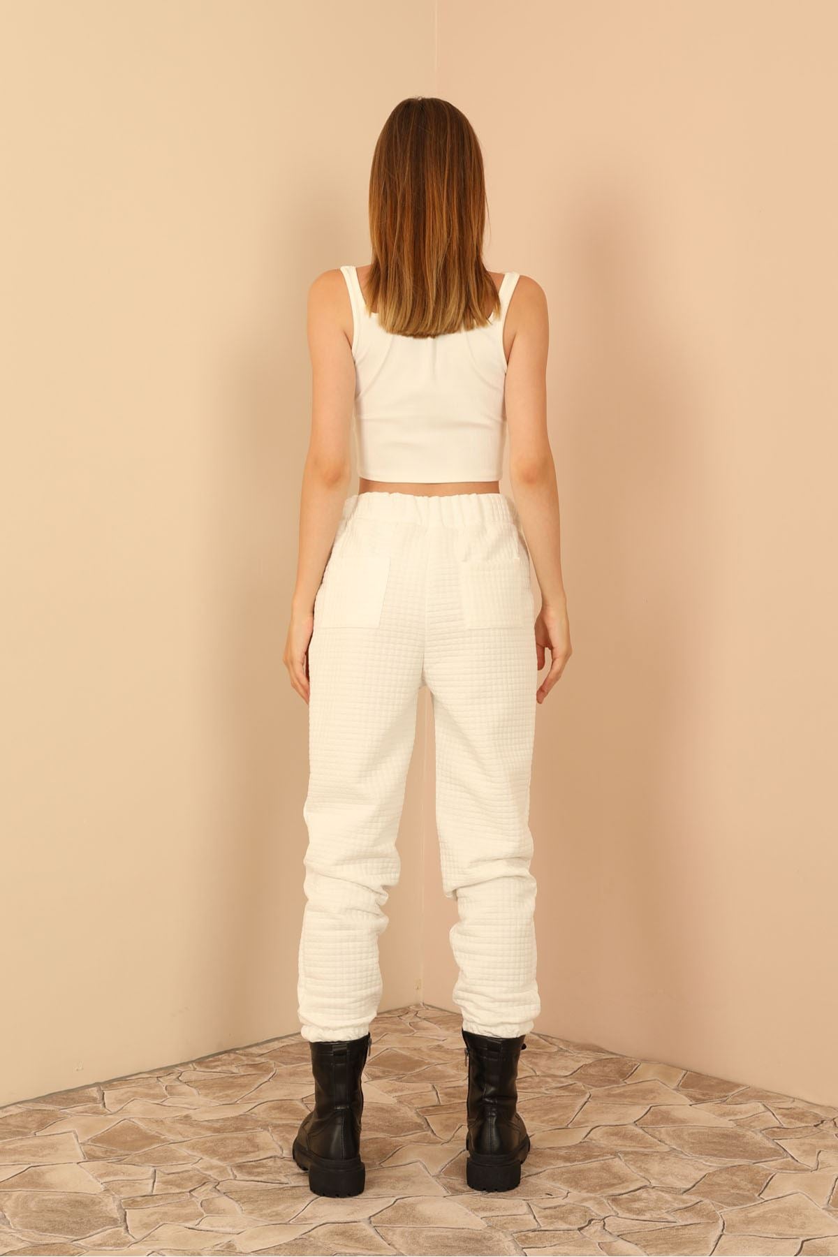 Kadın Ekru Pantolon Dört Mevsim