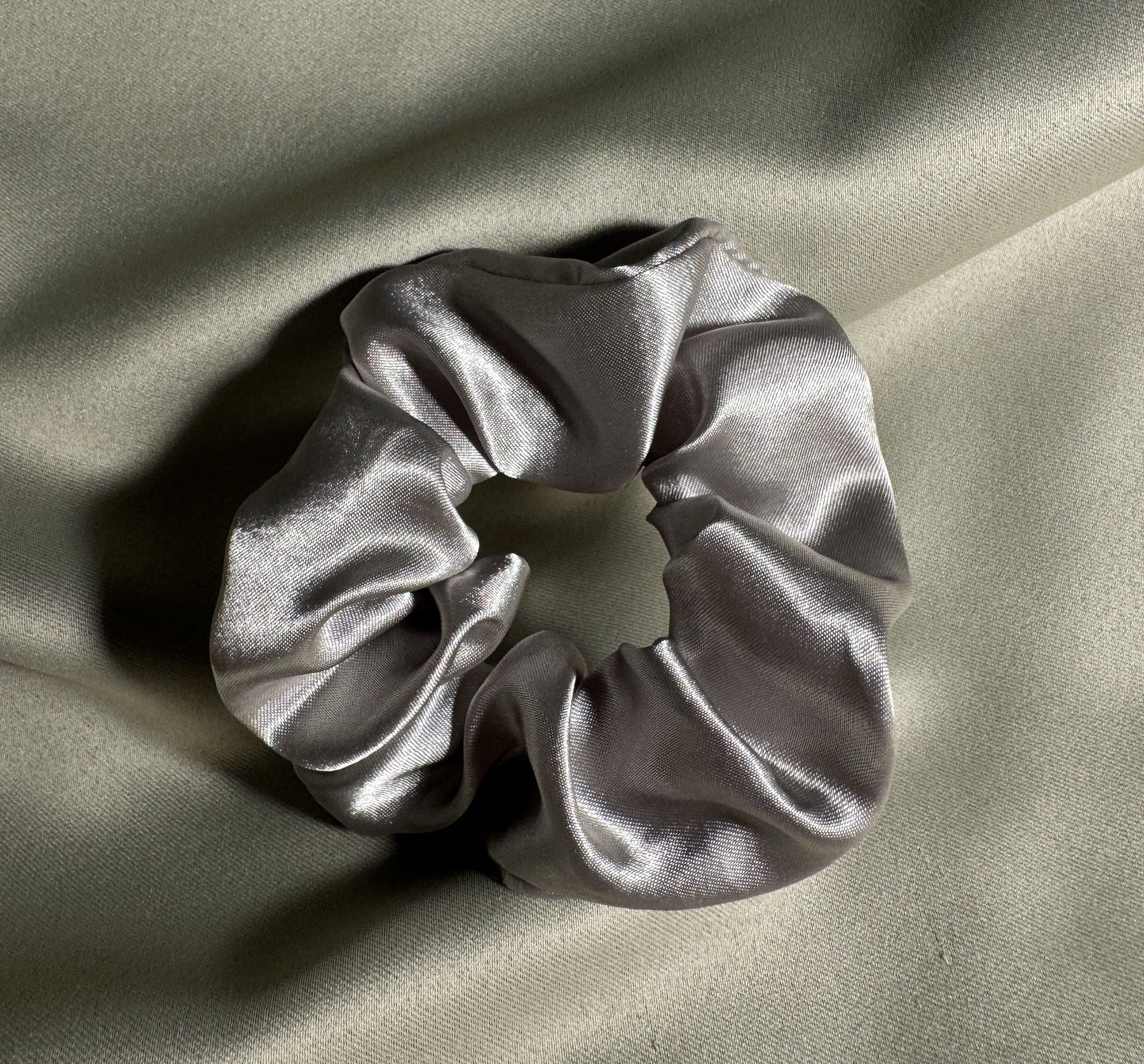 6’lı Saten Saç Tokası Seti – Saçı Kırmaz, İz Yapmaz – Gümüş