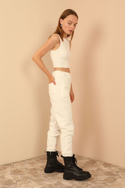 Kadın  Ekru  Pantolon Dört Mevsim