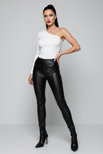 Beyaz Tek Omuz Uzun Kollu Kaşkorse Kadın Bluz