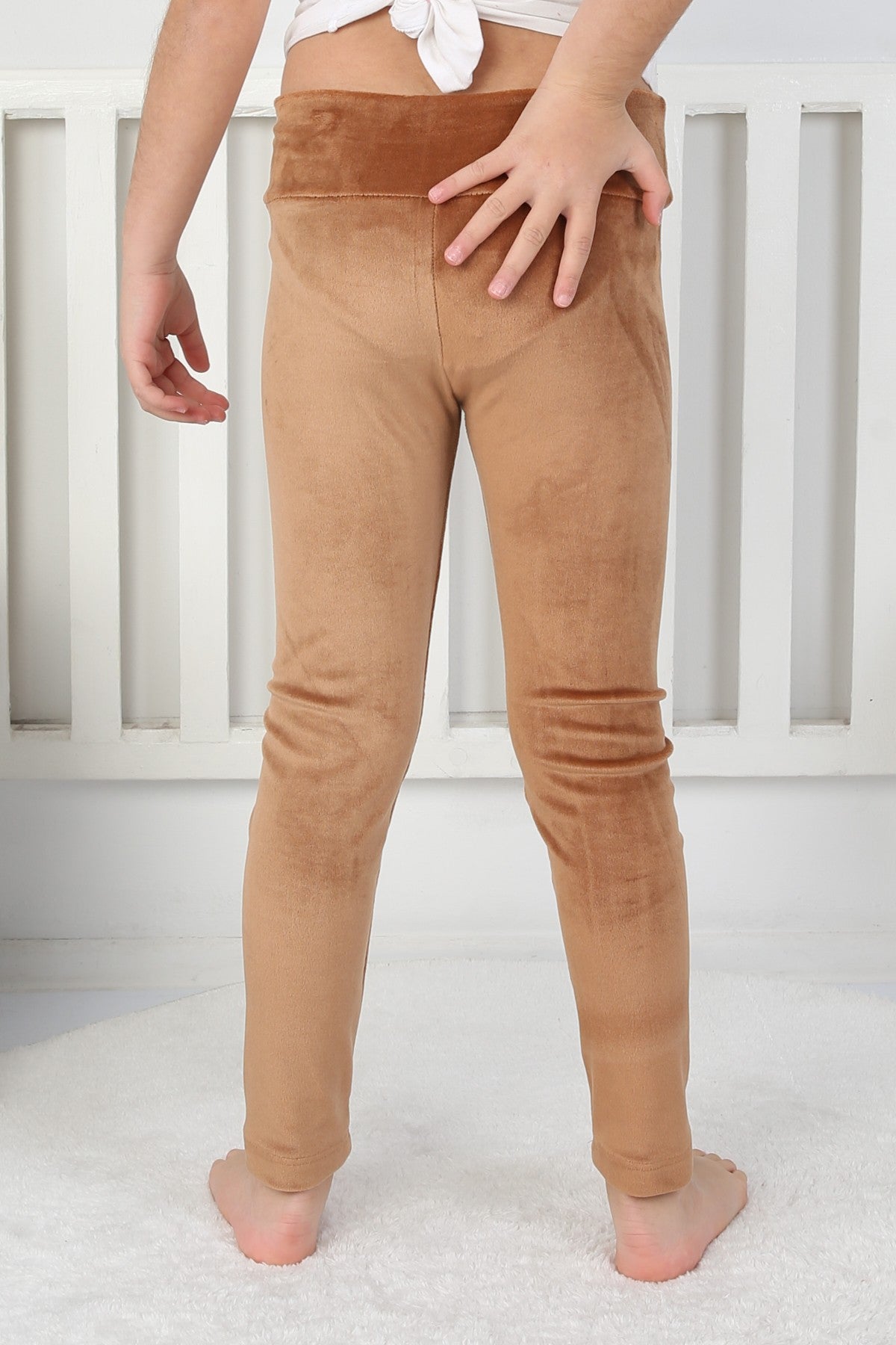 Likralı Kadife Kumaş Arma Detaylı Kız Çocuk Günlük Tayt