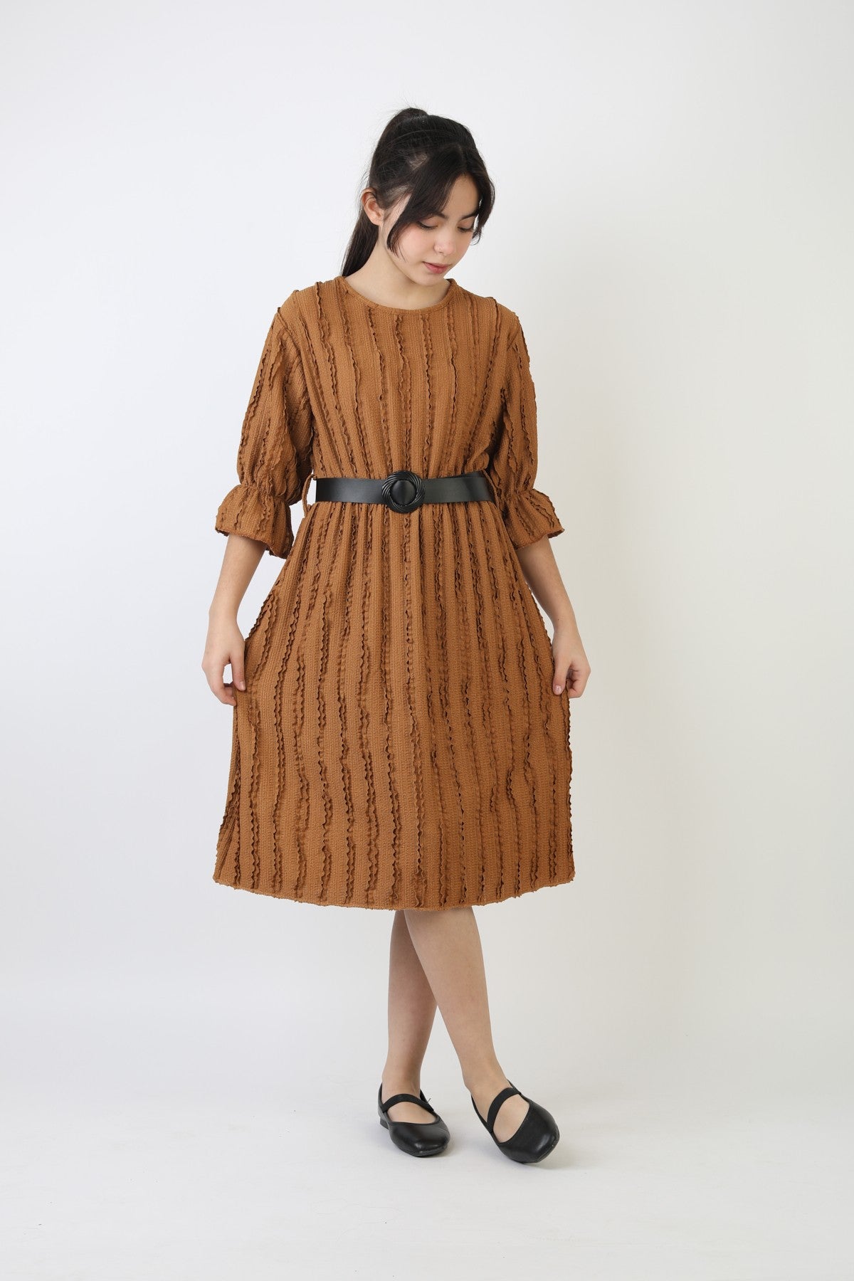 Fırfırlı Bürümcük Kumaş Kız Çocuk Kemerli Günlük Şık ve Rahat Elbise