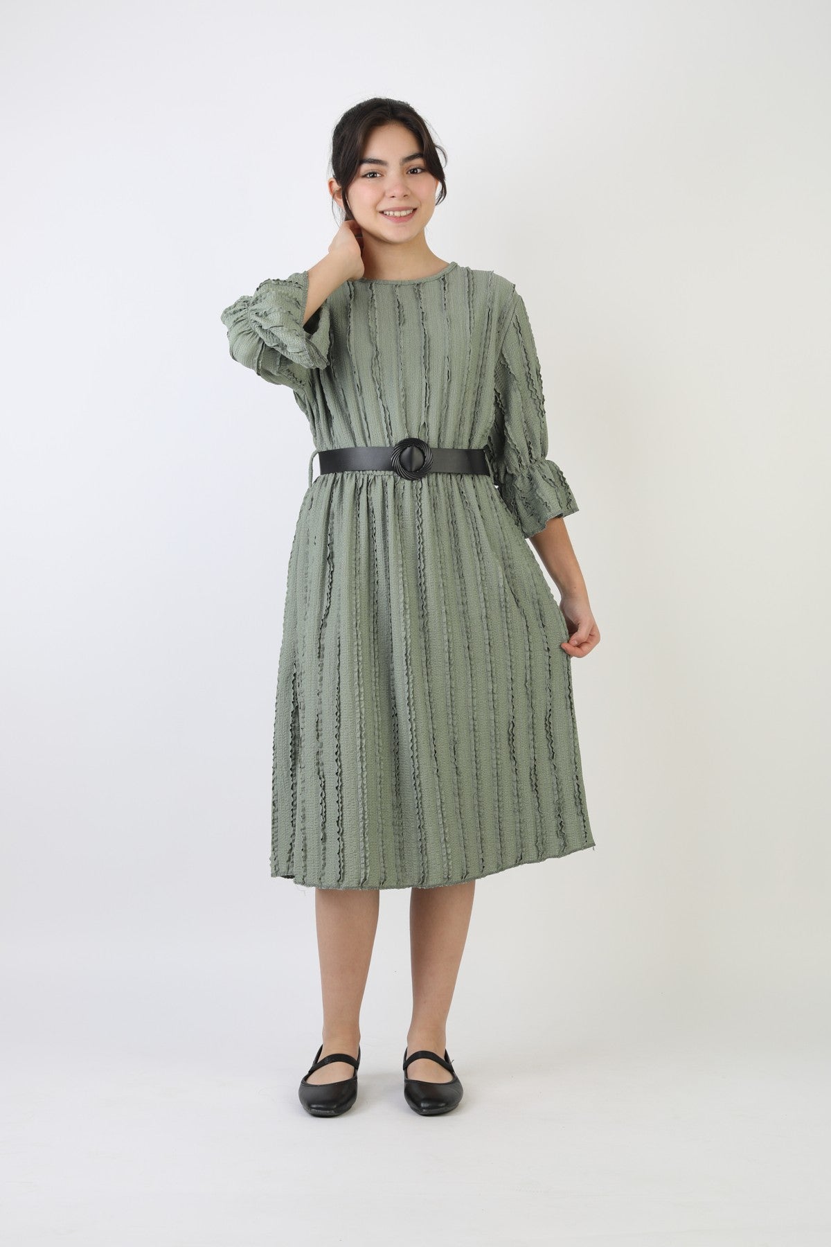 Fırfırlı Bürümcük Kumaş Kız Çocuk Kemerli Günlük Şık ve Rahat Elbise