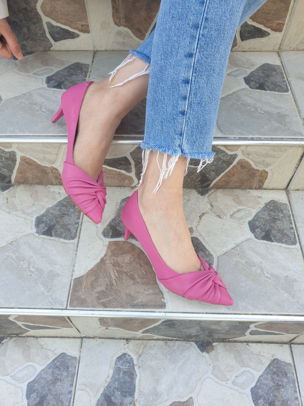 Pembe Deri Kadın Stiletto - 6 cm İnce Topuklu Düğüm Detaylı Günlük Ayakkabı