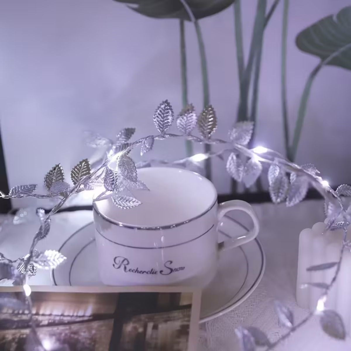 3 Metre Yaldızlı Gümüş LED Işık – Dekoratif Ortam ve Yılbaşı Aydınlatması