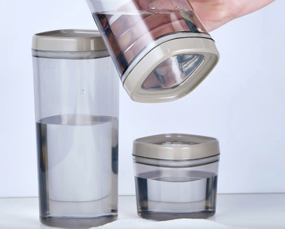 Küçük Boy Hava Kilitli Saklama Kabı 600 ml – Siyah Kapak